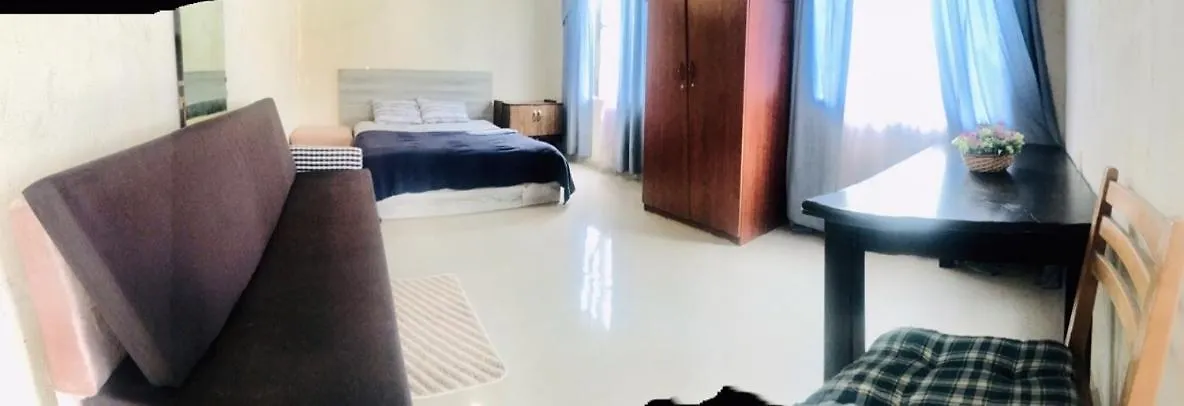 Rozmarin Нouse Makhinjauri Hotel Batoemi 0*,  Georgië