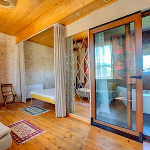 Wonderland Guest house