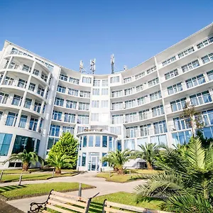 4* Отель Sanapiro